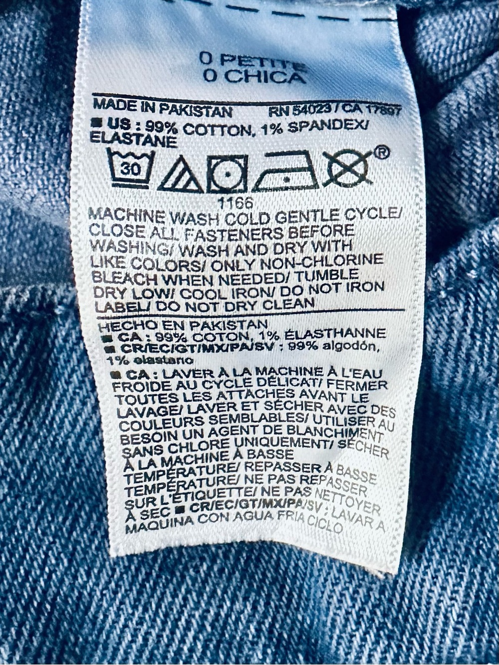 Old Navy Mariner Denim Sz 0 Petite Highwaist Wide Leg Jeans Waist 26” Inseam 28” - Picture 7 of 7